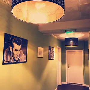 sezer-ba-ug.find-berlin-hotels.com/